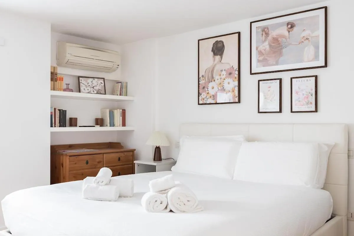 Terrazza Ai Parioli - Affascinante Loft Su 2 Piani Apartment Rome 0*,  Italy
