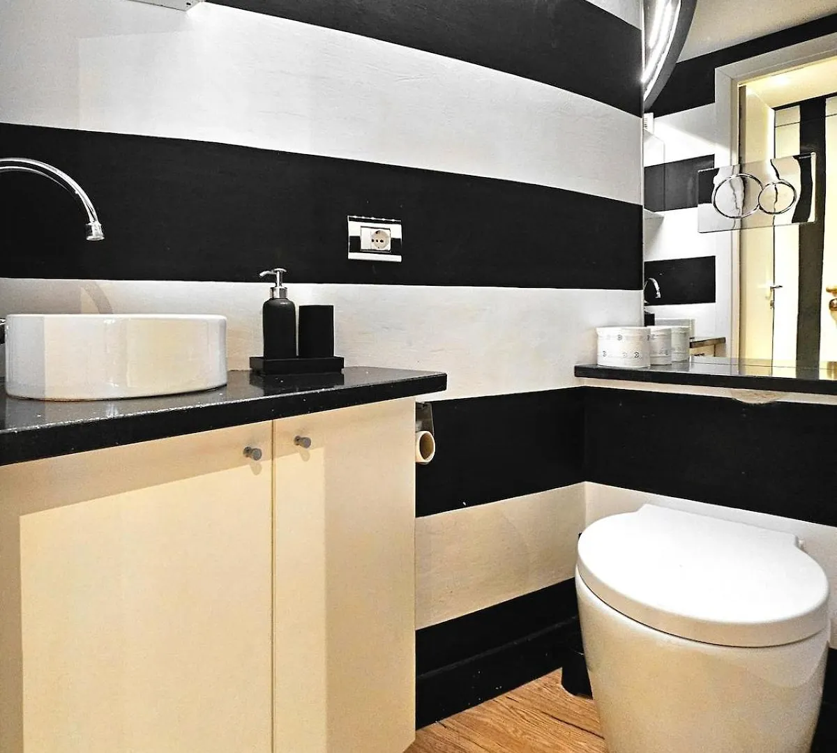 Terrazza Ai Parioli - Affascinante Loft Su 2 Piani Apartment Rome